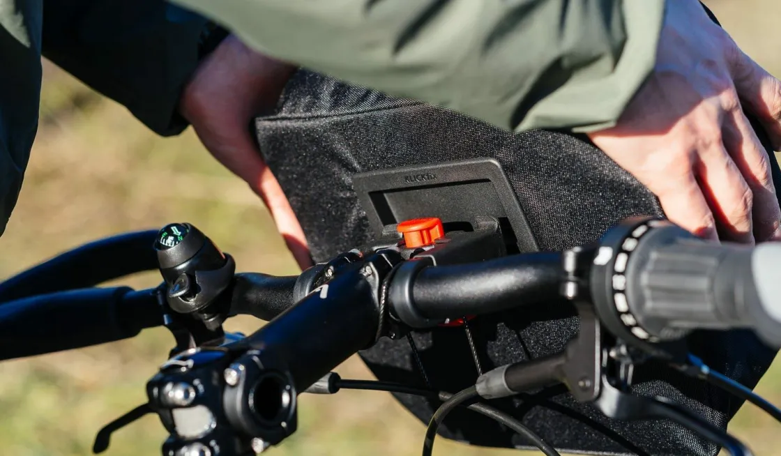 AGU Fahrrad Zubehör|Fahrradtaschen^DWR Performance KLICKfix Lenkertasche - Black