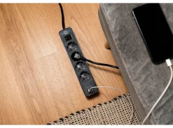Brennenstuhl Ecolor Steckdosenleiste mit 2 USB-C Ladesteckdosen - Black< Schuko Steckdosen