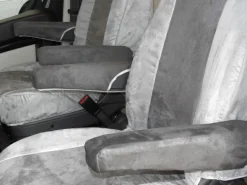 Hindermann Armlehne Schonbezug< Wohnmobil Sitzbezüge