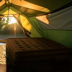 Juskys Luftmatratzen Selbstaufblasend-Sapri L selbstaufblasendes Luftbett – Black