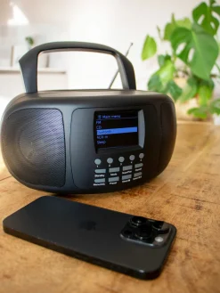 Lenco Radios^SCD-6000BK Tragbares Internetradio mit Bluetooth