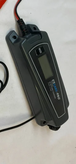 Pro-User EBC4000 Batterie Ladegerät< Ladegeräte