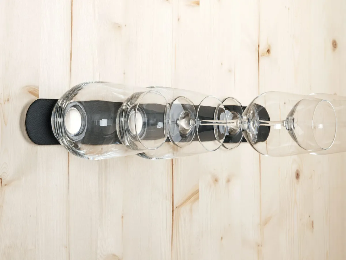 Silwy 50 cm schwarzes Metall-Leiste< Gläser