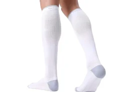 Travelhawk Socken^White Kompressionsstrümpfe - Set von 3