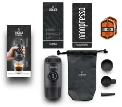 Wacaco Nanopresso tragbare Espressomaschine + Hülle - Black< Kaffeemaschinen