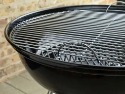Weber Compact Kettle Ø 57 cm Holzkohlegrill< Holzkohlegrills|Holzkohlegrills
